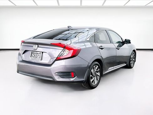 Used 2018 Honda Civic EX image 4