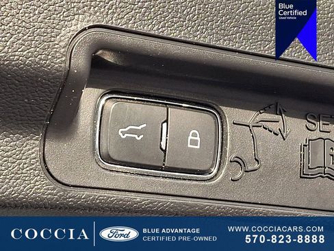 Certified 2022 Ford Explorer XLT w/ Equipment Group 202A image 29