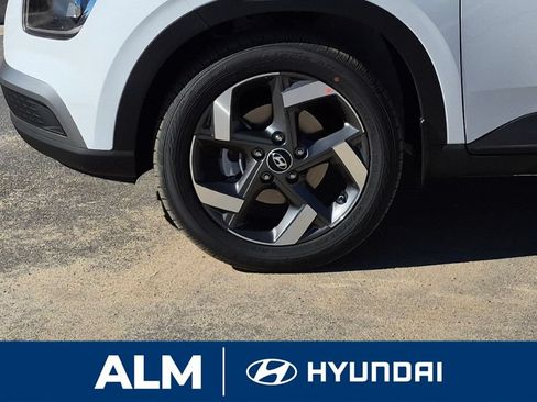 New 2026 Hyundai Venue SEL FWD image 12