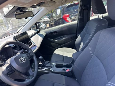 Used 2024 Toyota Corolla LE FWD image 12