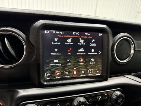 Used 2022 Jeep Gladiator Overland w/ Popular Equipment Package AWD/4WD image 14