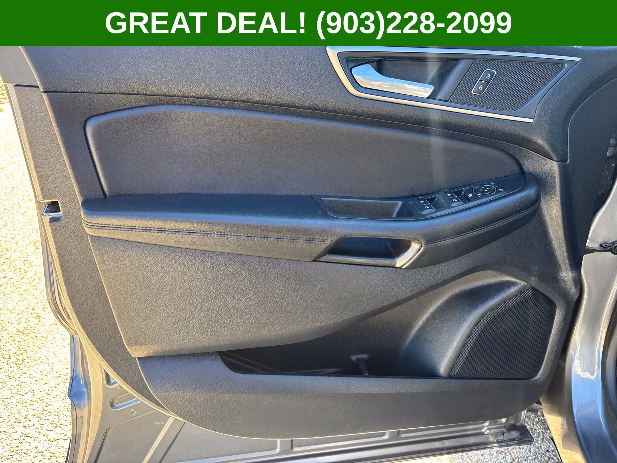 Used 2021 Ford Edge SEL w/ Convenience Package FWD image 22