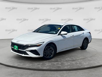 Used 2024 Hyundai Elantra SEL