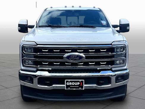 Used 2023 Ford F250 Lariat w/ Lariat Ultimate Package AWD/4WD image 4