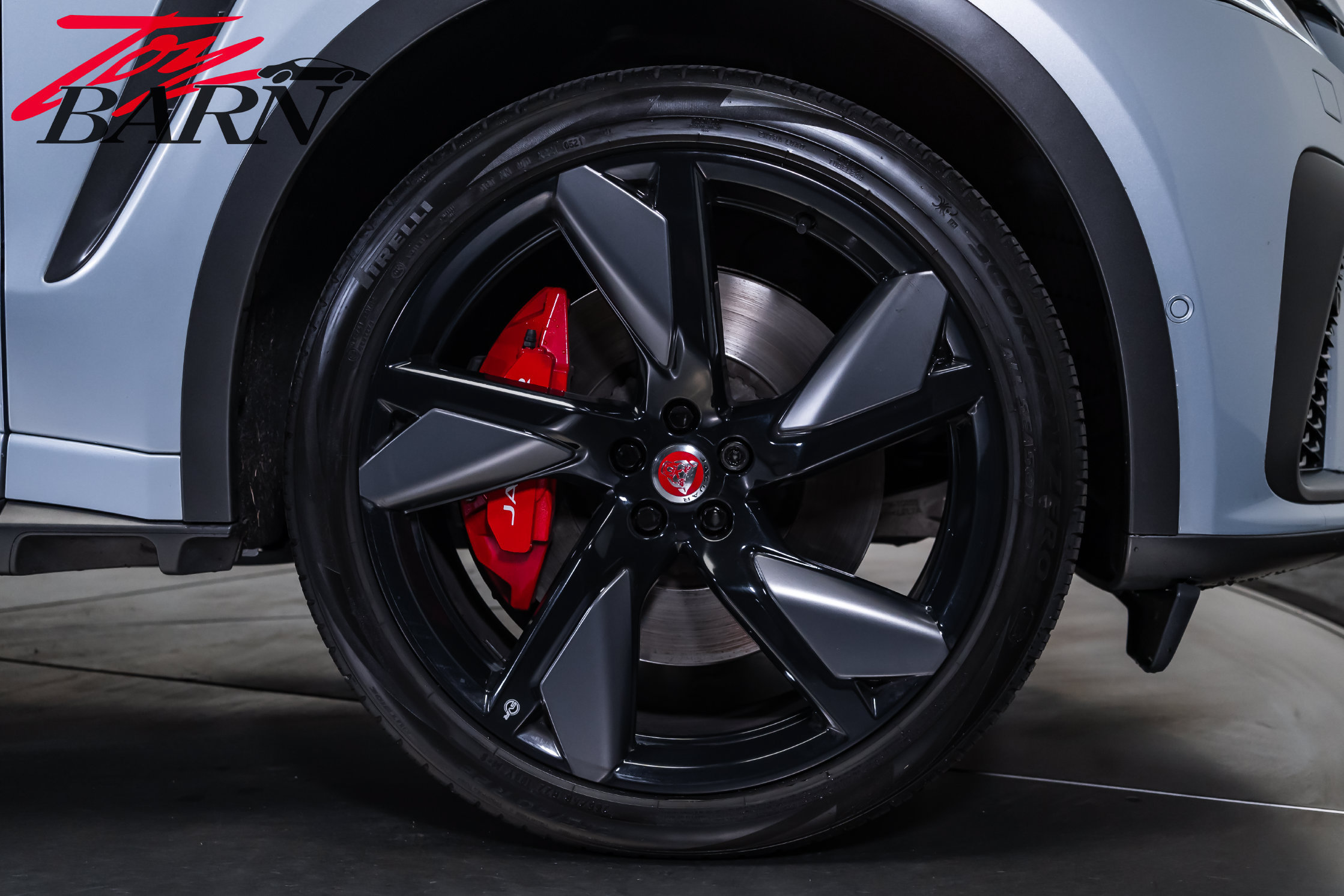 Used 2021 Jaguar F-PACE SVR AWD/4WD image 16