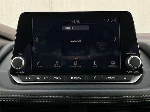 Used 2023 Nissan Rogue S image 28