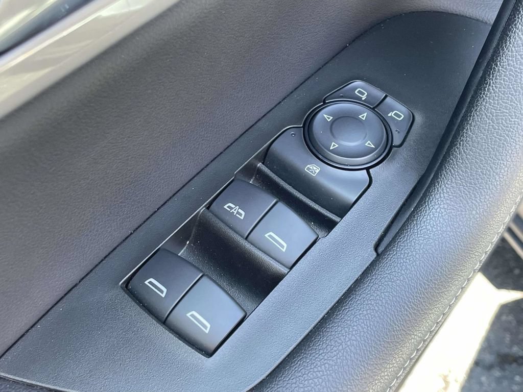 Used 2024 Chevrolet Blazer LT w/ Convenience Package FWD image 25