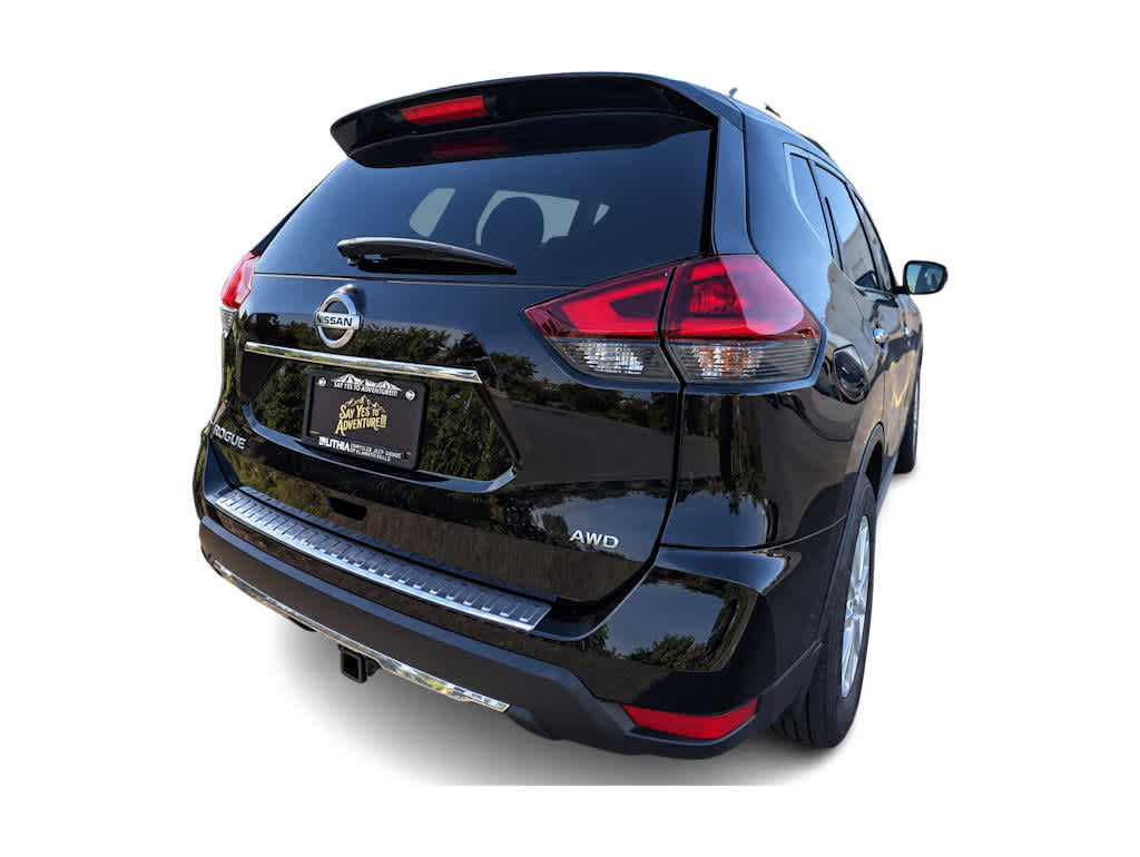 Used 2018 Nissan Rogue S w/ S Value Package AWD/4WD image 6