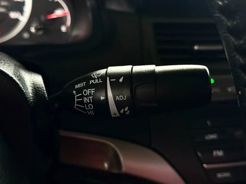 Used 2011 Honda Accord EX-L image 14