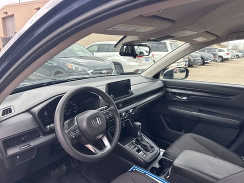 Used 2023 Honda CR-V LX image 12