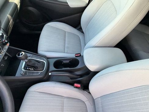 Used 2023 Hyundai Kona SEL FWD image 19