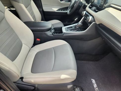 Certified 2022 Toyota RAV4 XLE Premium FWD image 14