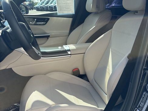 Certified 2023 Mercedes-Benz C 300 Sedan image 9