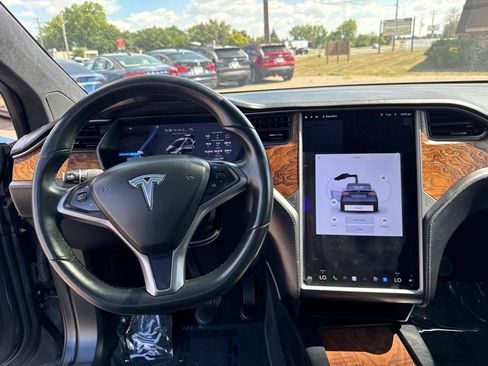 Used 2020 Tesla Model X AWD/4WD image 31