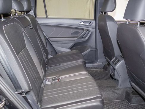Used 2023 Volkswagen Tiguan SE R-Line AWD/4WD image 14