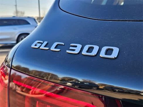 Certified 2022 Mercedes-Benz GLC 300 image 12