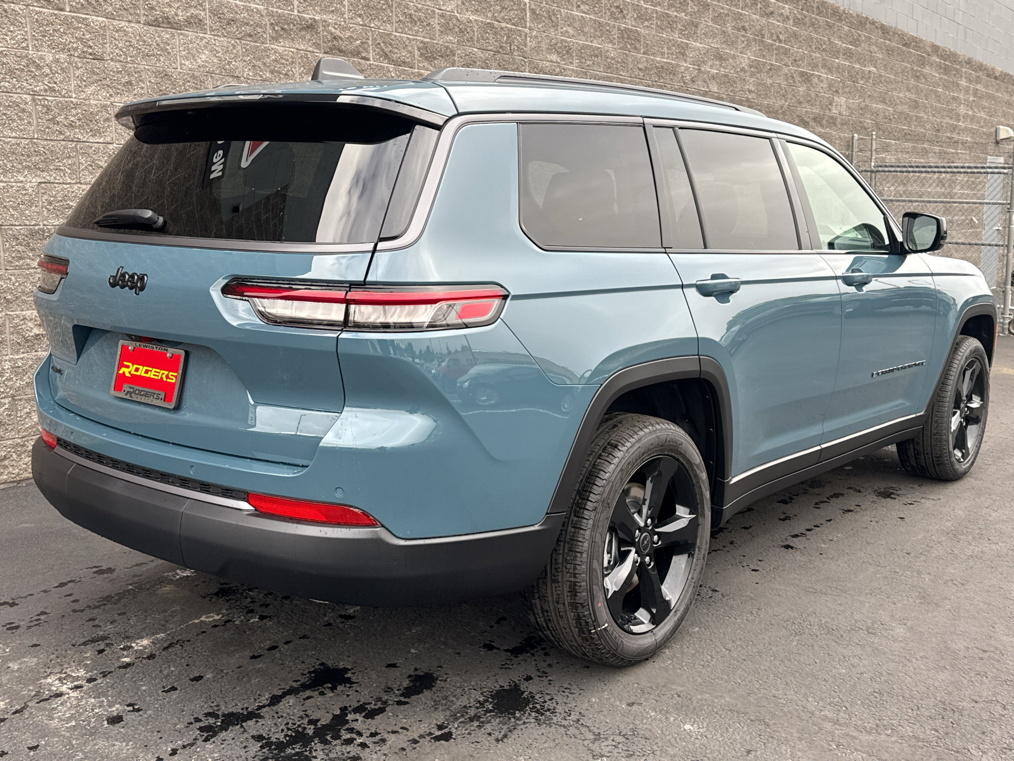 New 2027 Jeep Grand Cherokee L Limited AWD/4WD image 7