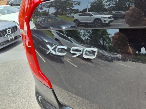 Used 2024 Volvo XC90 T8 Ultimate image 5