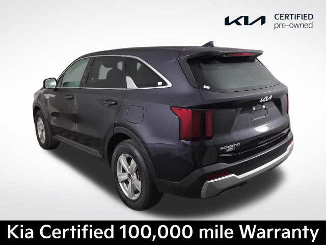 Certified 2025 Kia Sorento LX FWD image 8