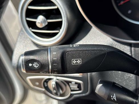 Used 2020 Mercedes-Benz C 300 Sedan image 25