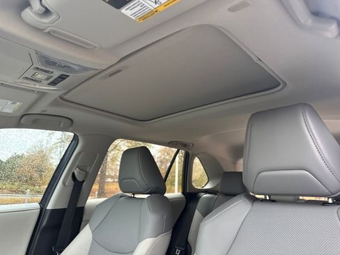Used 2024 Toyota RAV4 Limited image 25