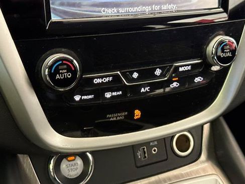 Used 2018 Nissan Murano SV FWD image 23