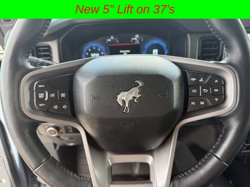 Used 2025 Ford Bronco Badlands AWD/4WD image 29