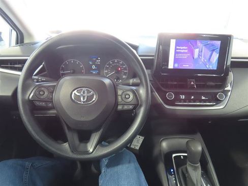 Used 2024 Toyota Corolla LE image 20