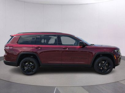 New 2026 Jeep Grand Cherokee L Limited w/ Limited Altitude Package