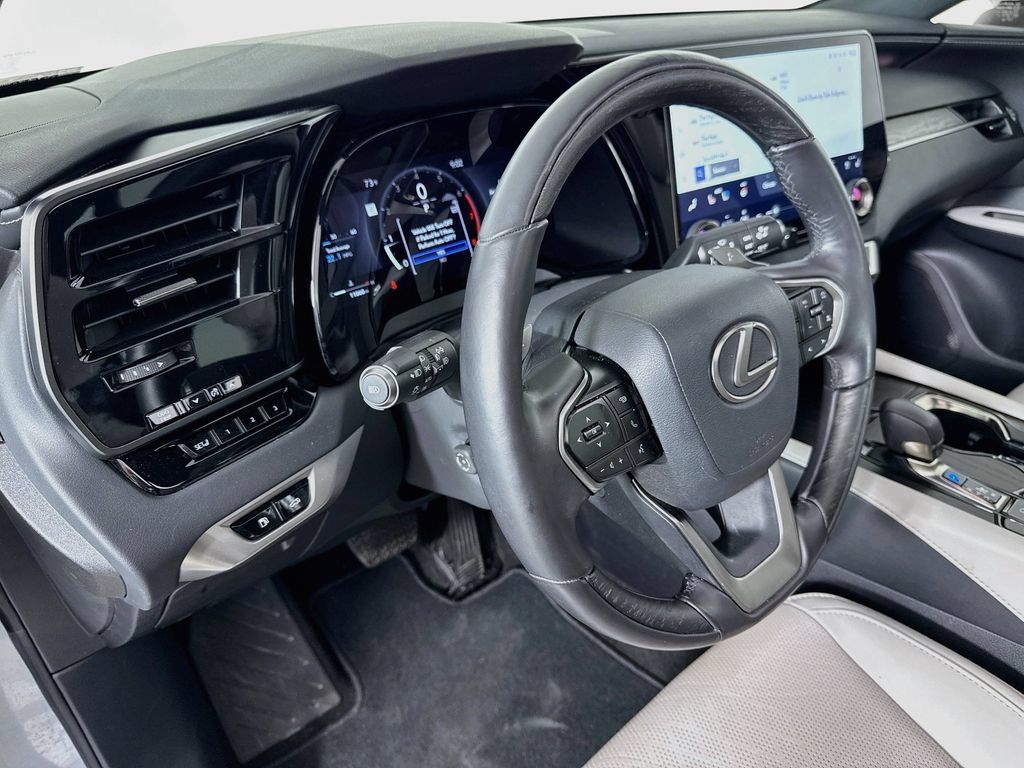Certified 2025 Lexus RX 350 Premium Plus w/ Accessory Package (Z1) FWD image 9