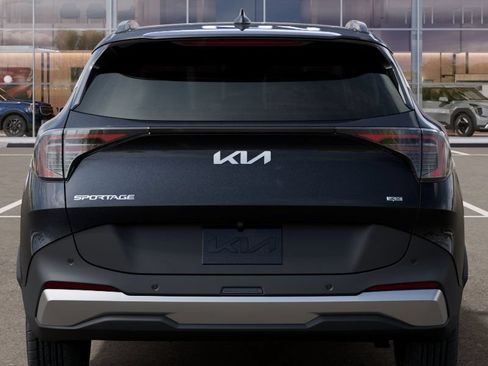 New 2026 Kia Sportage EX AWD/4WD image 13