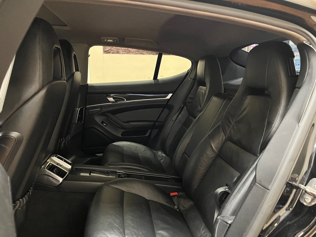 Used 2014 Porsche Panamera 4 AWD/4WD image 18