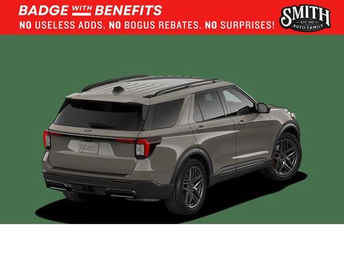 New 2026 Ford Explorer ST-Line w/ ST-Line Street Pack AWD/4WD image 4