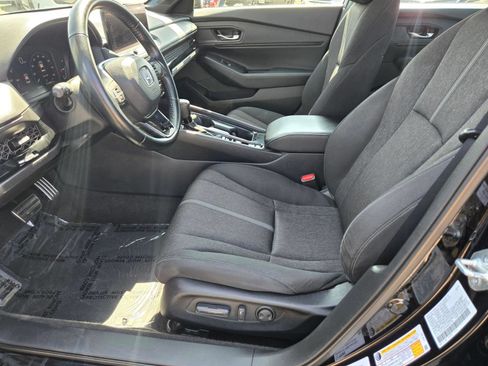 Used 2024 Honda Accord Sport image 11