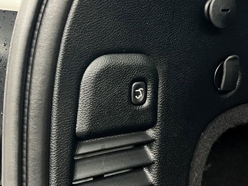 Used 2020 Jeep Grand Cherokee Limited X image 18