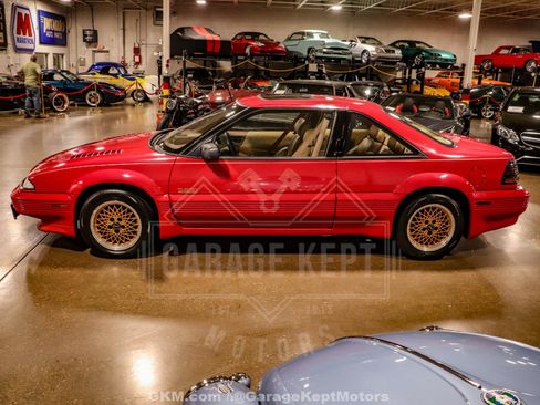 Used 1990 Pontiac Grand Prix SE FWD image 5