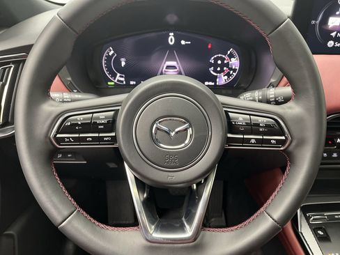 Certified 2025 MAZDA CX-70 Plug-In Hybrid w/ Premium Plus image 15