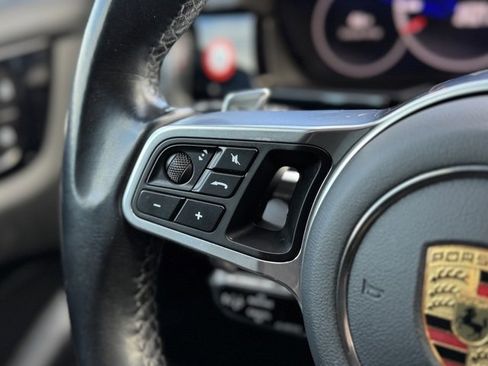 Certified 2022 Porsche Cayenne Coupe image 20