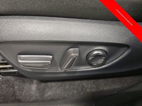 Certified 2025 Toyota RAV4 XLE w/ Convenience Package image 17