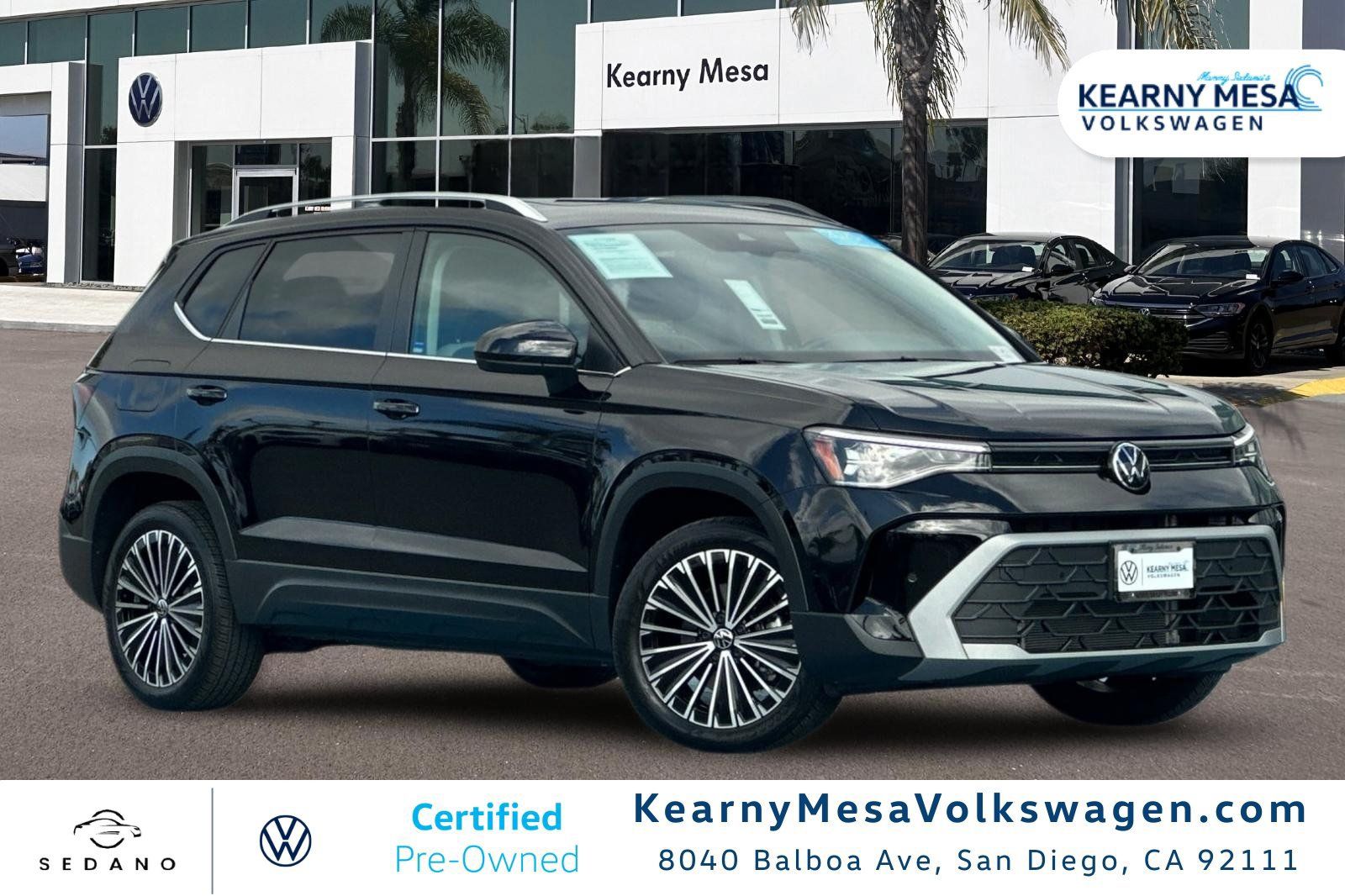 Used 2025 Volkswagen Taos SE FWD image 1