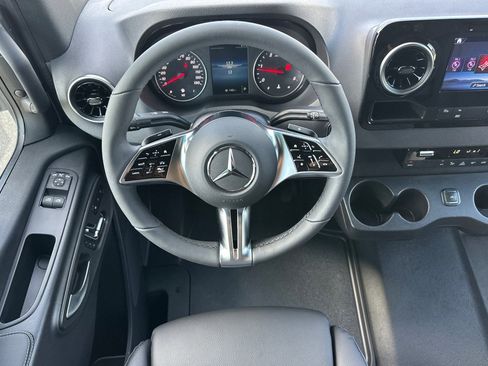 New 2025 Mercedes-Benz Sprinter 2500 image 15