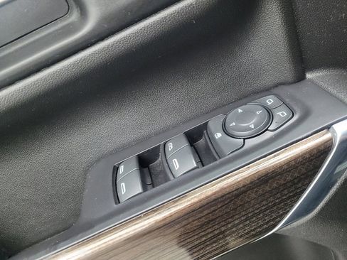 Used 2021 Chevrolet Silverado 1500 LT image 27