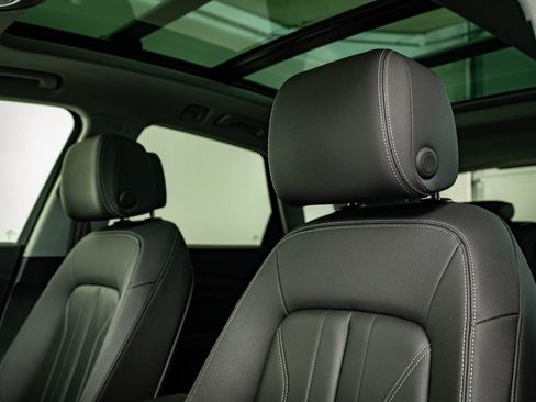 Used 2023 Audi Q5 2.0T Premium w/ Convenience Package image 20