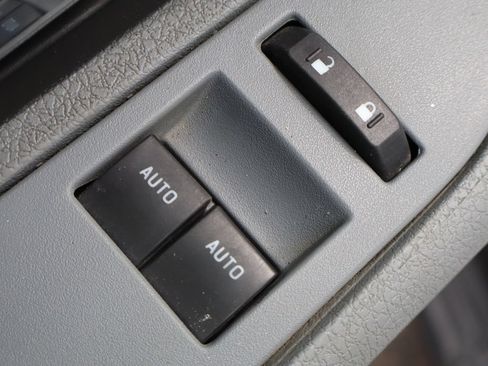 Used 2013 Ford F150 XL w/ Mid Equipment Group AWD/4WD image 21