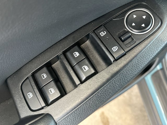 Certified 2025 Kia Seltos S AWD/4WD image 17