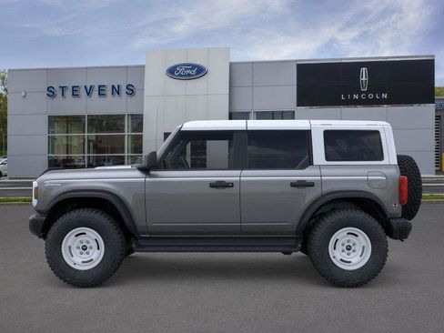 New 2026 Ford Bronco Heritage Edition image 4