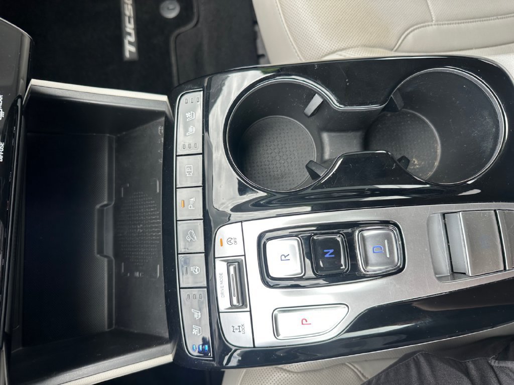 Used 2023 Hyundai Tucson Limited AWD/4WD image 23