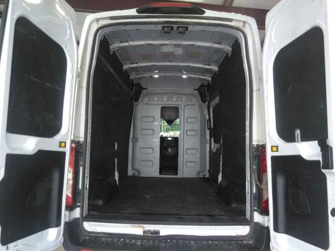Used 2024 Ford Transit 250 148 High Roof w/ Load Area Protection Package RWD image 2
