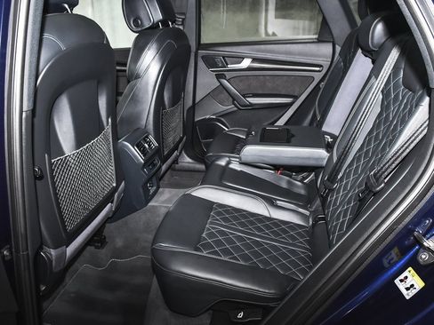 Used 2018 Audi SQ5 Premium Plus w/ Navigation Package image 59