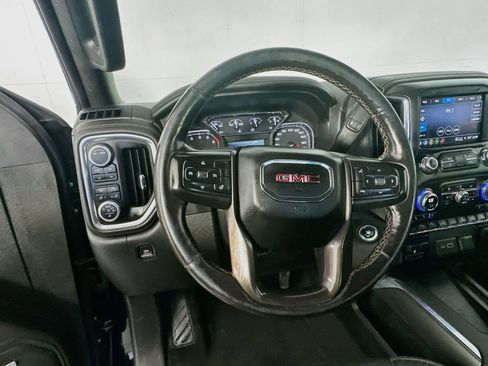 Used 2021 GMC Sierra 1500 AT4 w/ AT4 Preferred Package AWD/4WD image 11